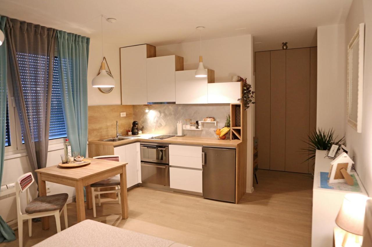 Studio Apartment Camino With Parking ザダル エクステリア 写真